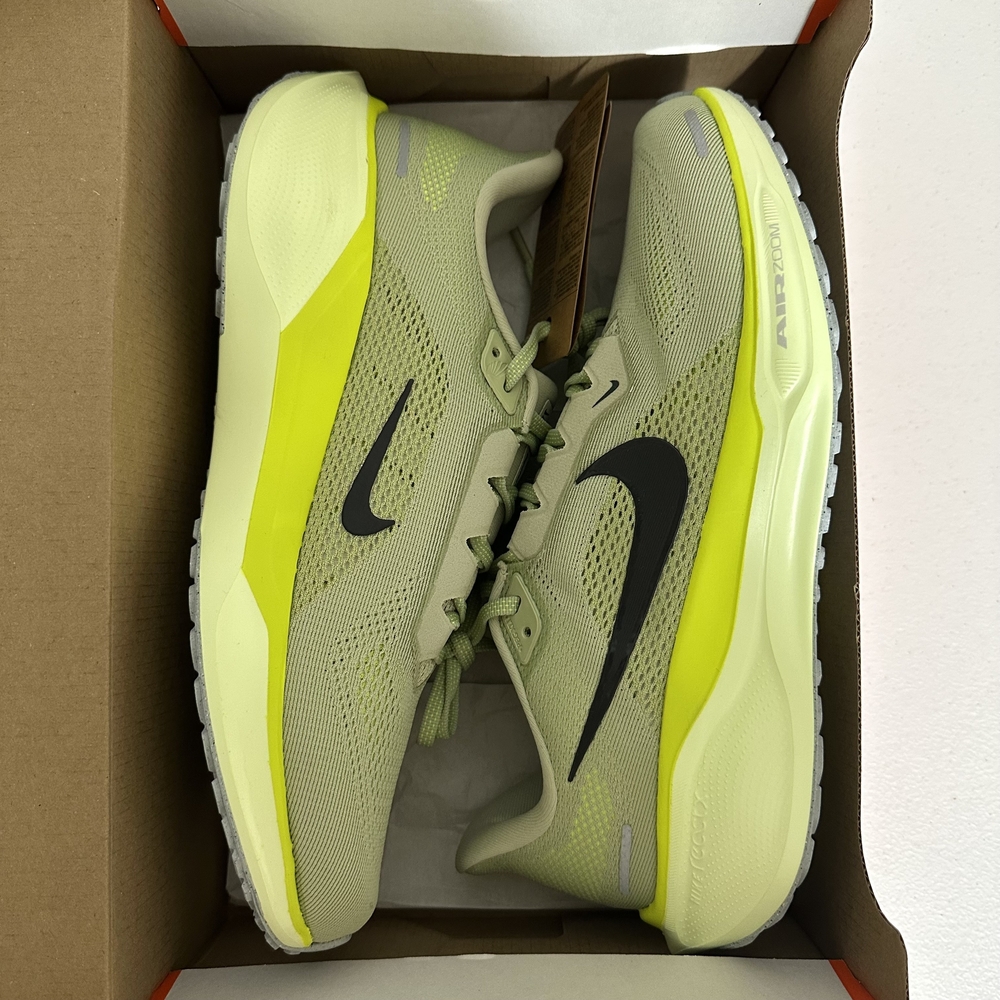 Nike Air Zoom Pegasus 41. Men's Running Shoes - Green and Yellow